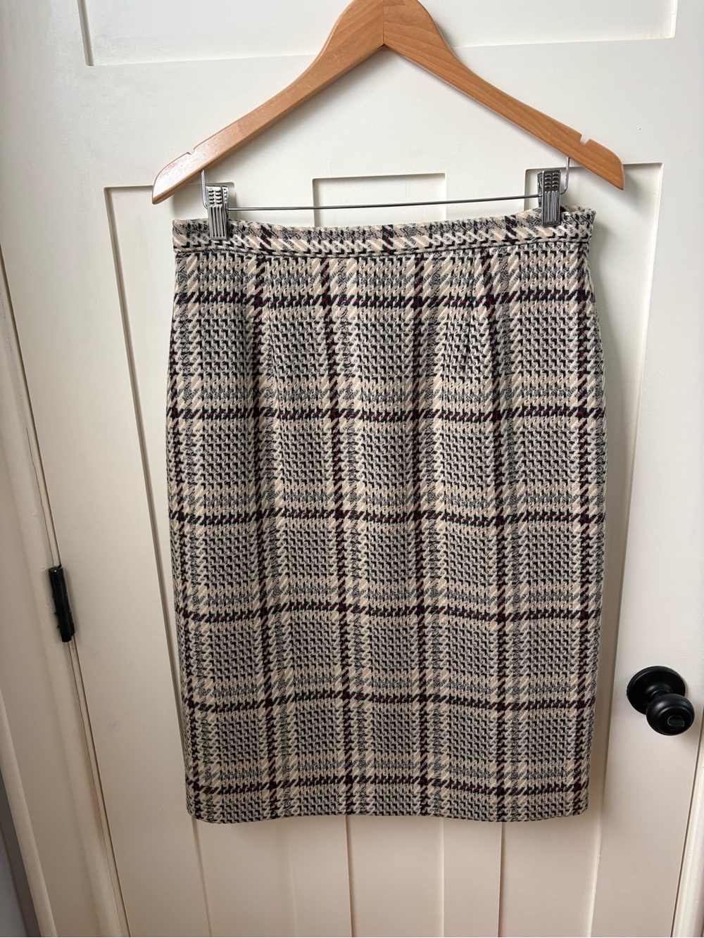JH Collectibles Plaid Pencil Skirt in Cream, Black and Brown
